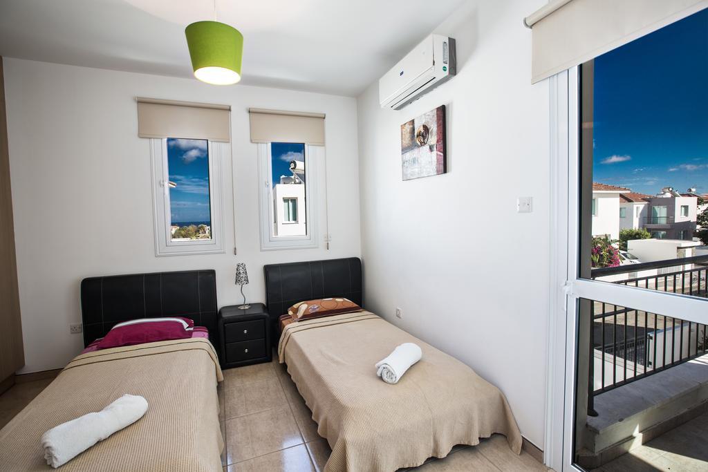 Avra Villas Paralimni Rum bild